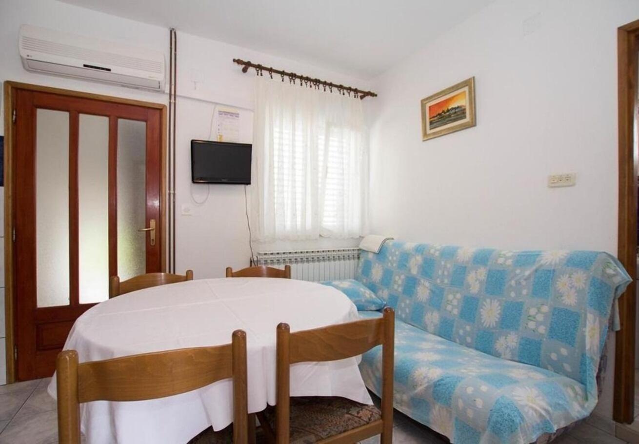 Apartments Juri Sućuraj Dış mekan fotoğraf